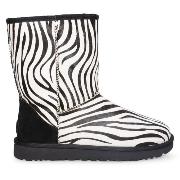 UGG Classic Short Exotic Zebra Boots Women's size 9 - Picture 1 of 10